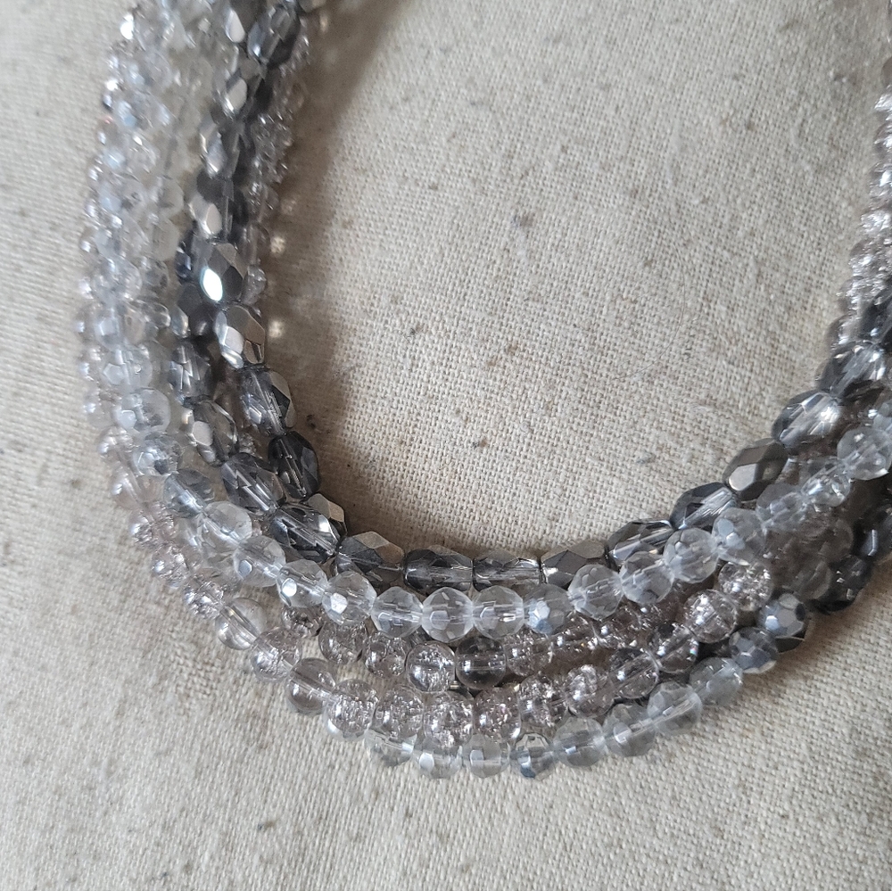 OMBRE Multi-Strand Beaded Necklace - Picture 4 of 6